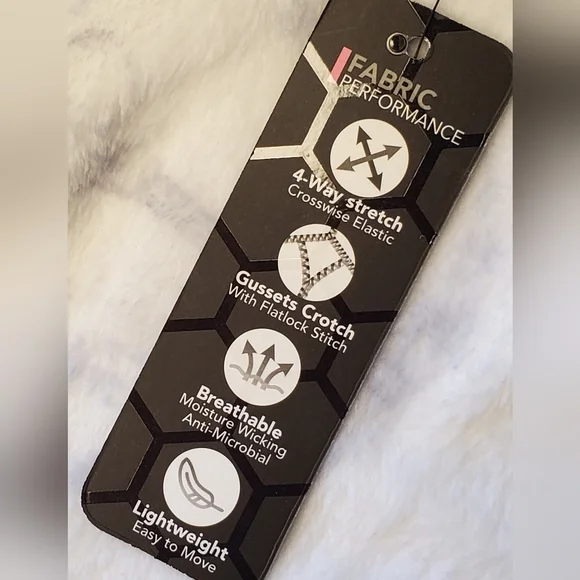 Active Queens Capri Yoga Pants - Picture 8 of 9